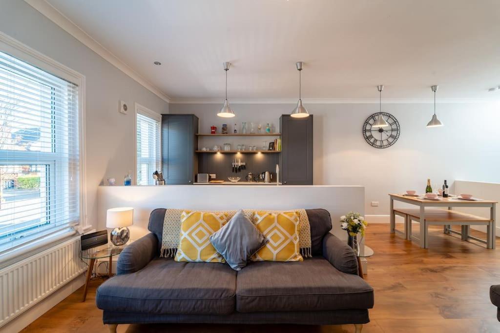 A Beautiful And Stylish 2 Bed Flat Close To Beach Bournemouth Bagian luar foto